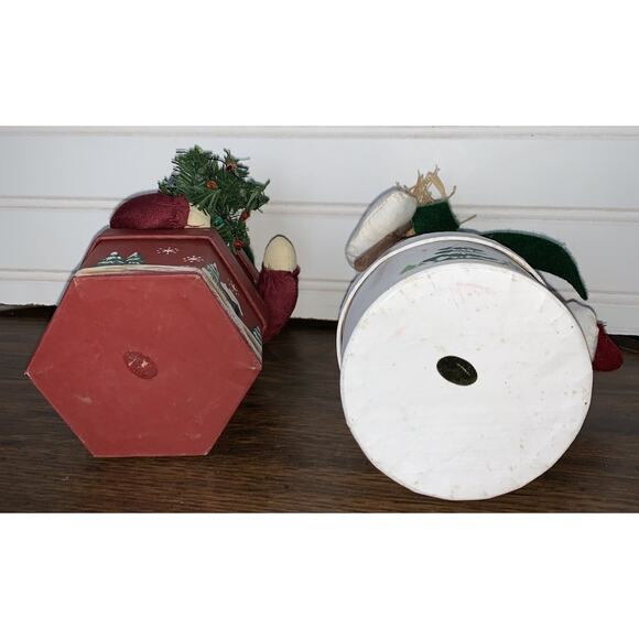 Mini Box Figure Santa & Snowman Gift Boxes Christmas Decor Lights Wreath Broom - Picture 5 of 5